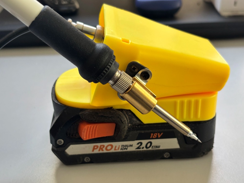 Беспроводной паяльник T12 для  – обзор и цена Diy Electronics Bench
